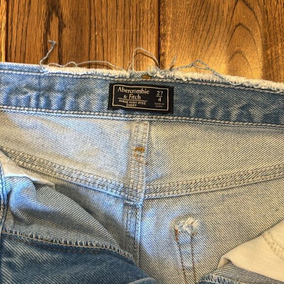 Abercrombie Annie High Rise Short - Picture 2 of 7